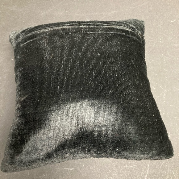 Vtg Bombay co. Black Velvet sm Pillow Embroider Crest red crown fleur de lis - Picture 2 of 6